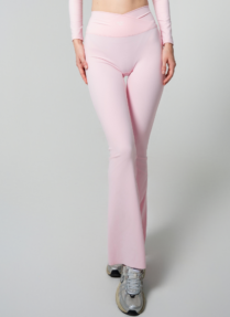 Aura Sculpt Straight Flare Pant